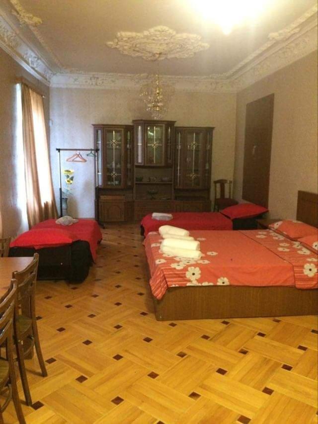 Guesthouse Raisa Кварели Екстериор снимка