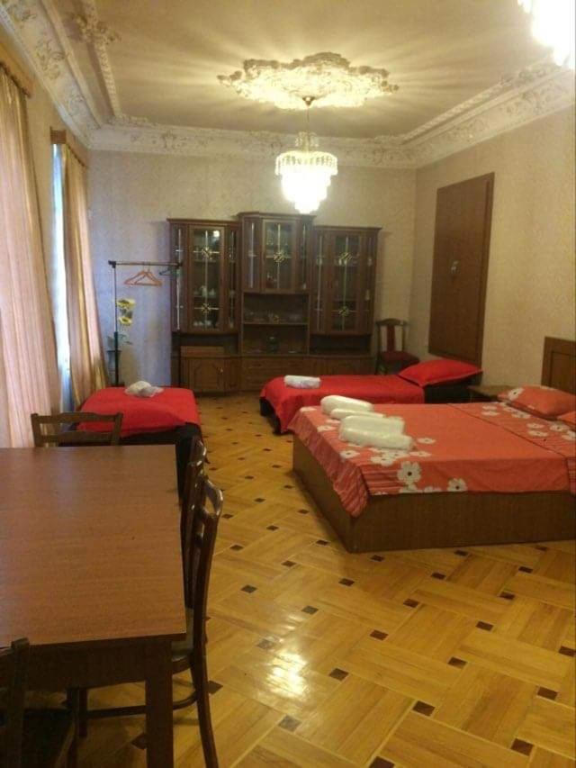 Guesthouse Raisa Кварели Екстериор снимка